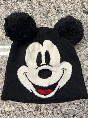 H & M x Disney Pom-Pom Beanie - Mickey Style
